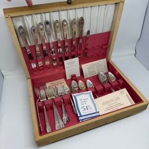 1847 Rogers Bros First Love Silverplate Flatware Set 52pc Service for 8 with Box